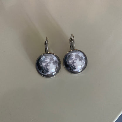 Boucles d’oreilles dormeuses « full moon »