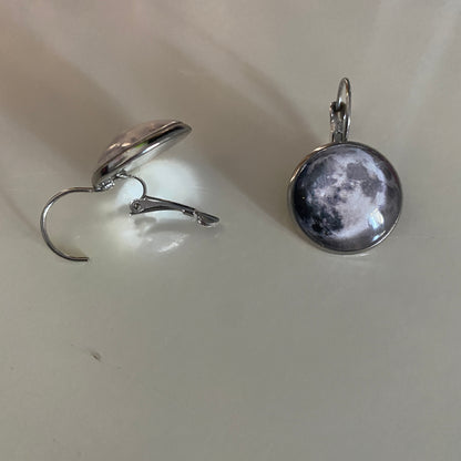 Boucles d’oreilles dormeuses « full moon »