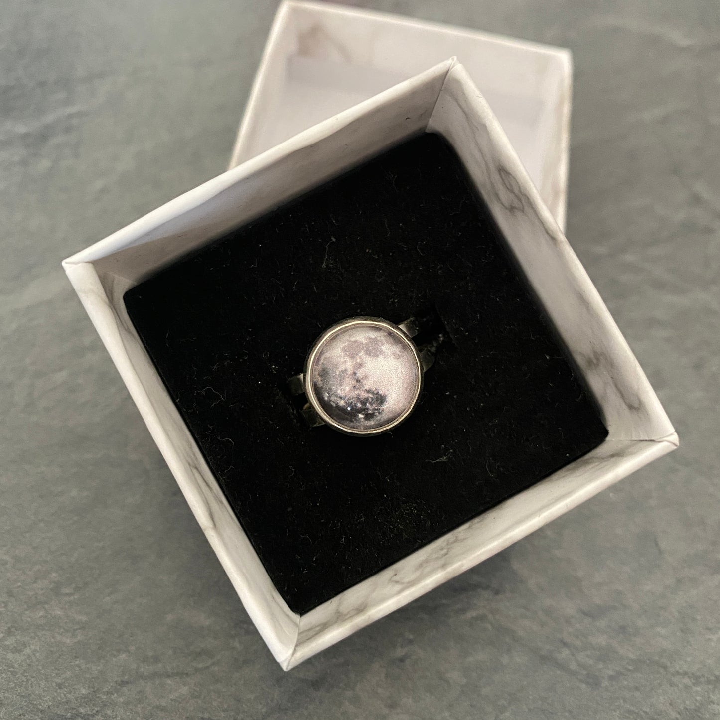 Bague cabochon "full moon"